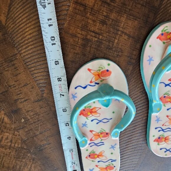 Key West Ceramic Wall Art Sculpture Flip Flops M. Ruley Goldfish Fish - Picture 4 of 5